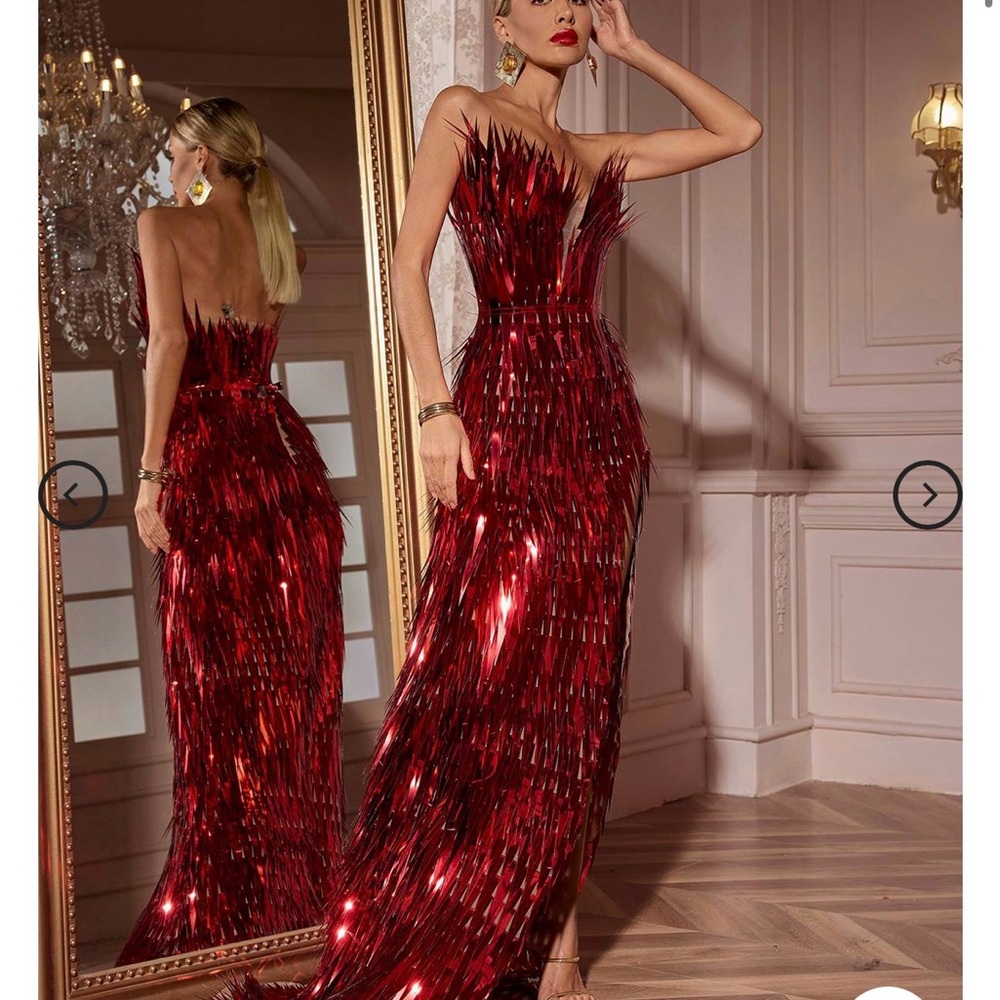 Jimmie Metal Feather Dress In Red